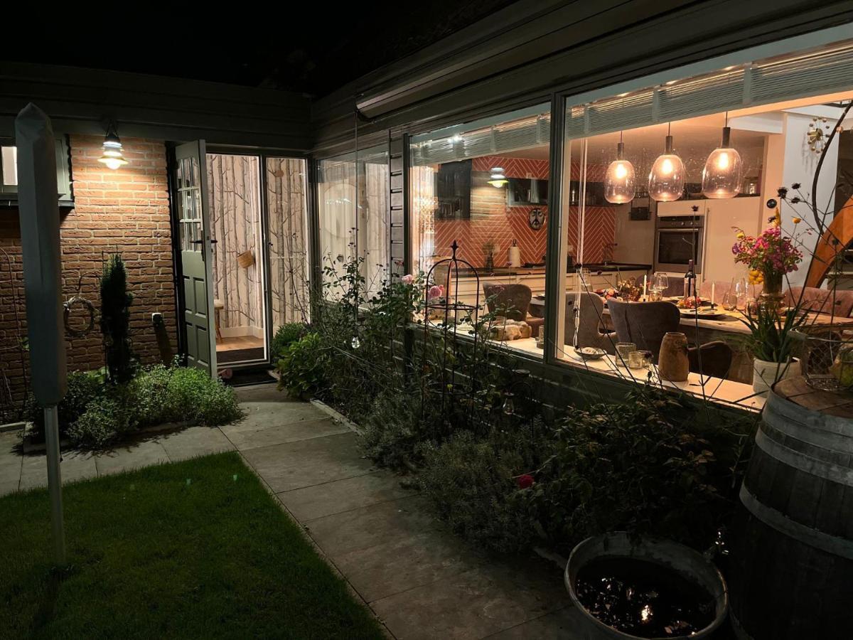 "Zonnekind" Atmospheric Holiday Home In Noordwijkerhout Near The Beach Exterior foto